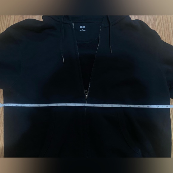 Uniqlo Black Sweat Full Zip Up size XS - Picture 3 of 5